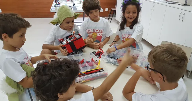 Amigos Droids: como a robótica vai além dos robôs e transforma vidas